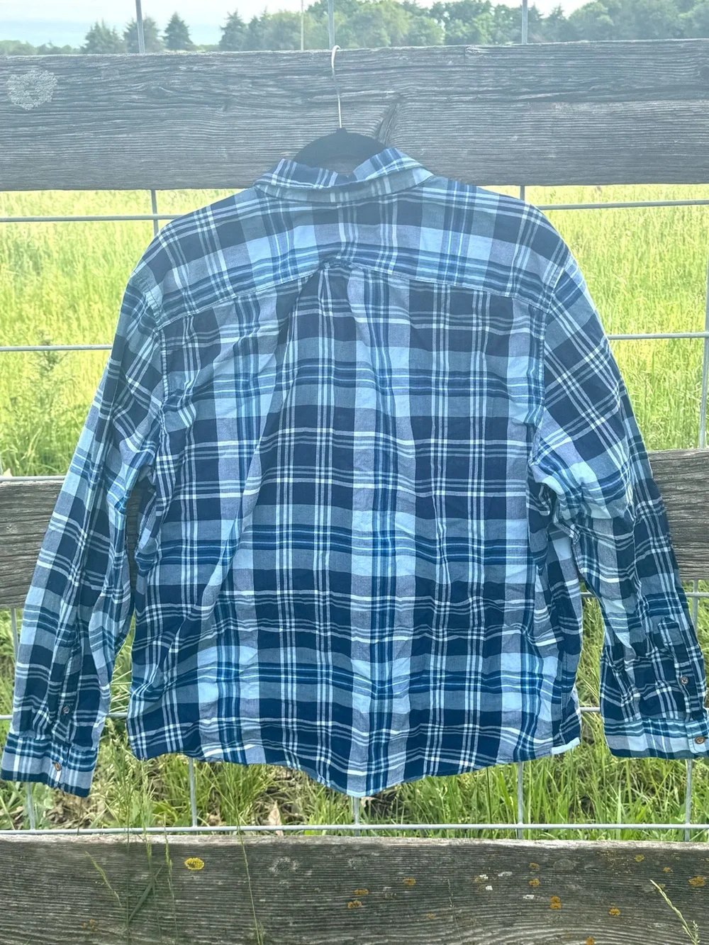 American Eagle Blue Plaid Button Down Shirt‎ XL Classic Fit